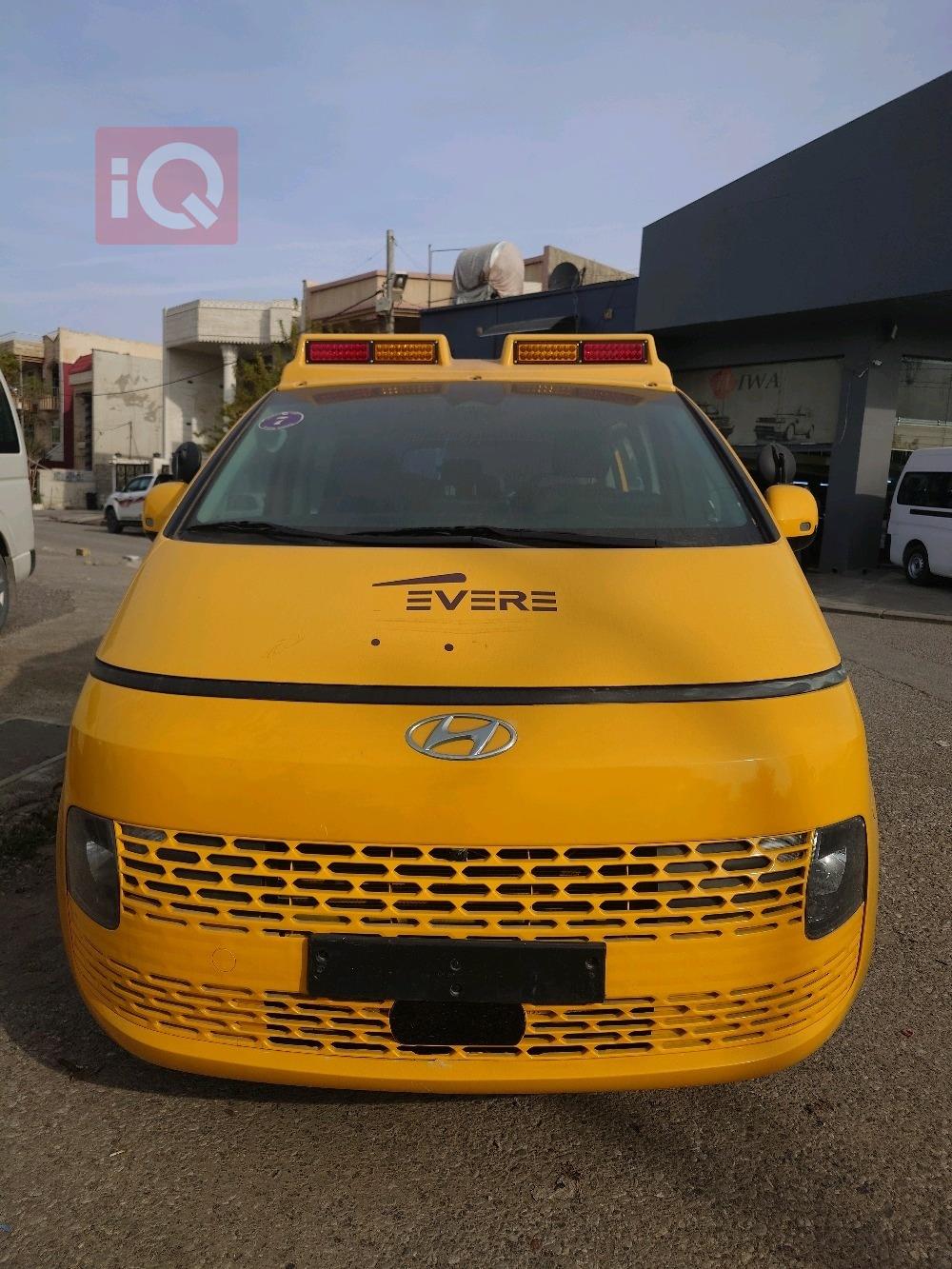 هیۆندای ستاریا